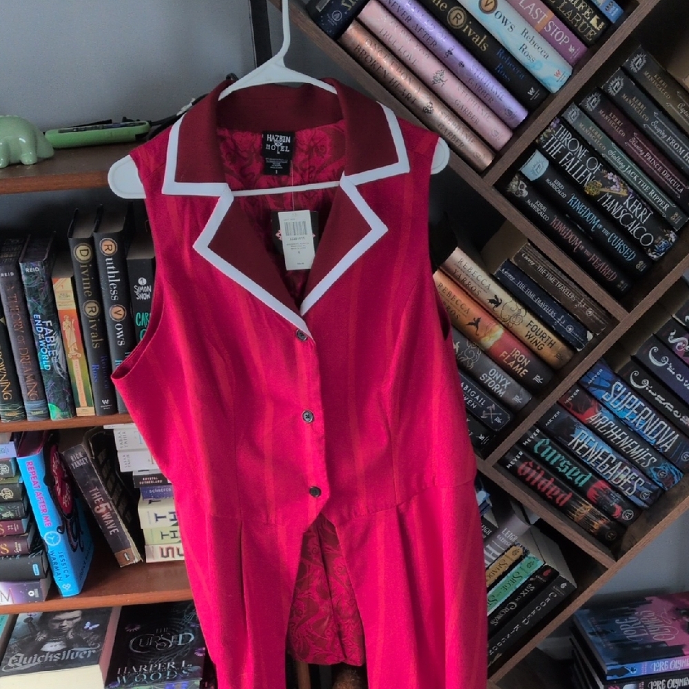 HAZ HOTEL ALASTOR Red Sleeveless Button-Up Dress